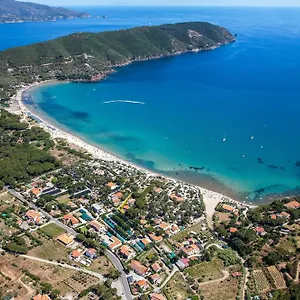  Apartment Due Golfi